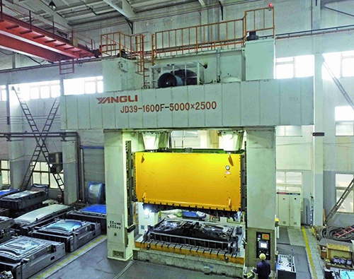 LS4系列閉式四點多連桿壓力機 LS4系列閉式四點多連桿壓力機 了解產(chǎn)品 TE4系列閉式四點多工位壓力機 TE4系列閉式四點多工位壓力機 了解產(chǎn)品 TL4系列閉式四點多連桿多工位壓力機 TL4系列閉式四點多連桿多工位壓力機 了解產(chǎn)品 J39系列閉式四點壓力機 J39系列閉式四點壓力機